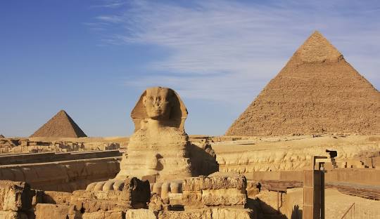 Meet Smart Step Company – your trusted companion for studying abroad